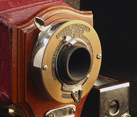 Kodak Folding Brownie No. 2 Lens